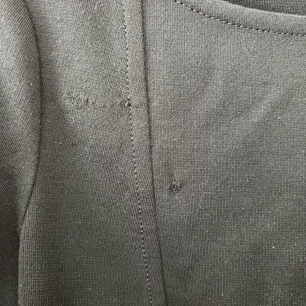 St. John elegant ruffle blouse 4 - Picture 2 of 10